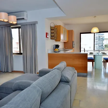 City Living Tk 3 Rm 1 Pensiune St. Julian's